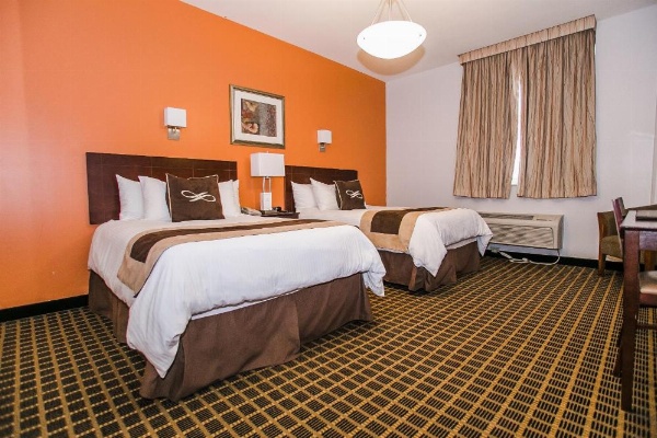 Pointe Plaza Hotel image 33